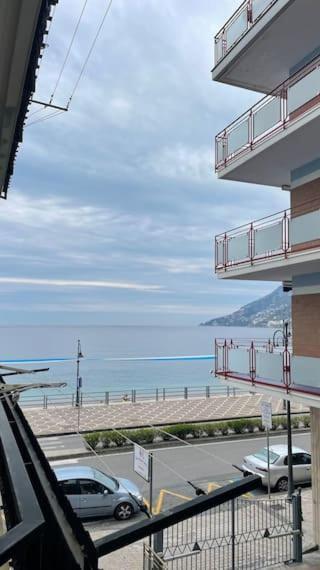 Zagara Bianca Apartment Maiori Bagian luar foto